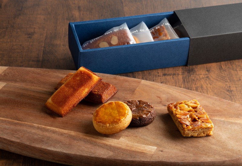『エスタシオン カフェ』からホテルパティシエ手づくりの5種の焼き菓子詰め合わせ『Le Gateaux(ル・ガトー)』が新発売